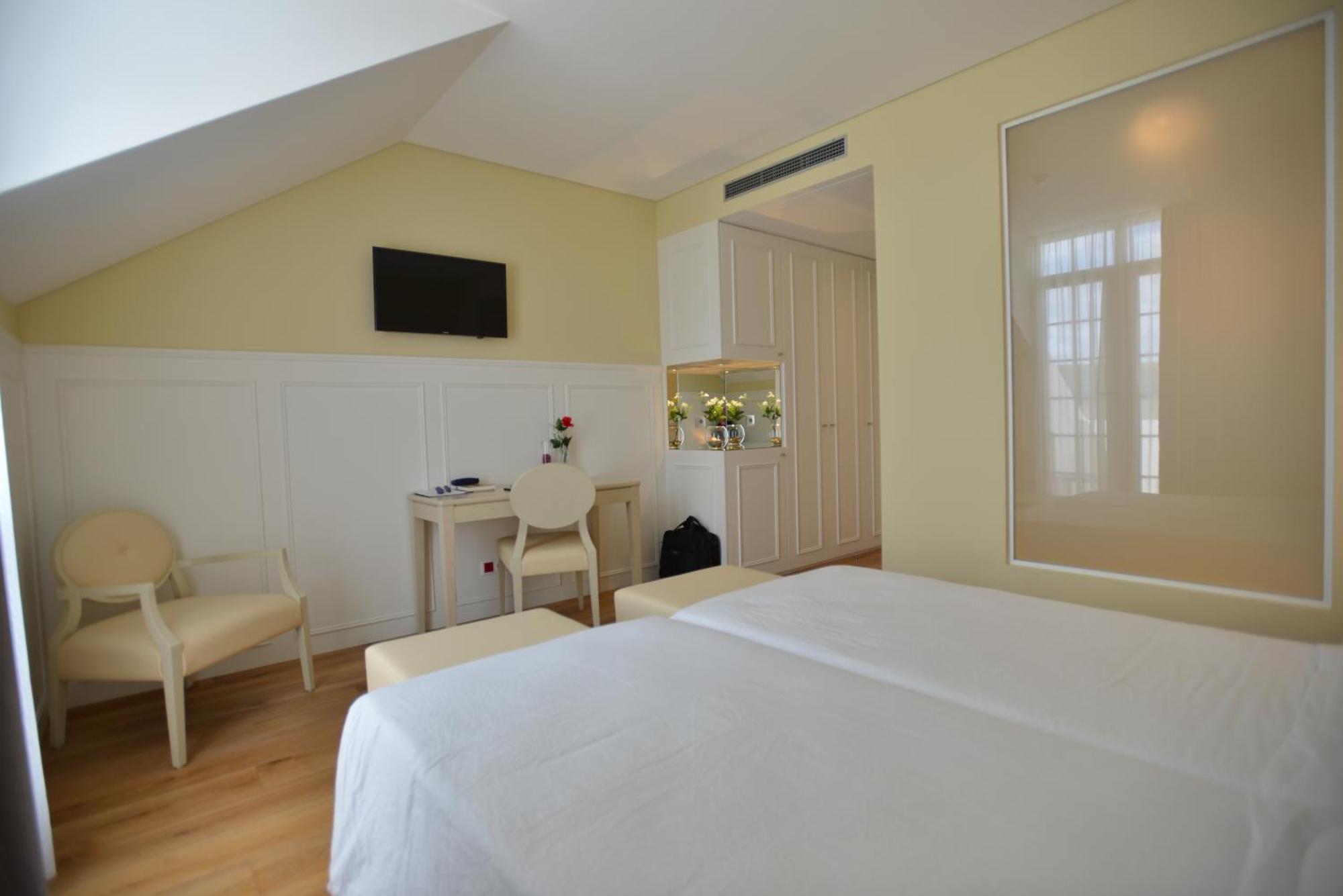 Charming Blue Hotel Vila do Porto Ruang foto