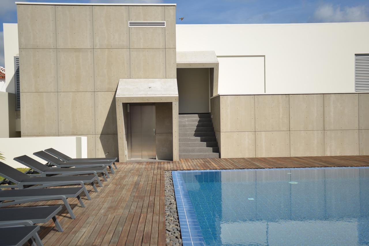 Charming Blue Hotel Vila do Porto Bagian luar foto